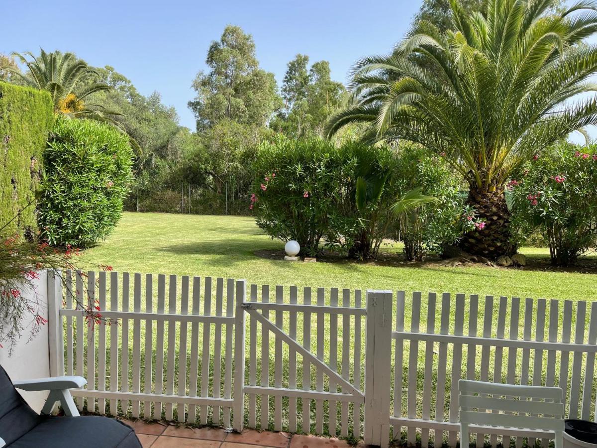 Puerto Banus Apartment Near Beachfront, Big Sunny Terrace, Pool, Tennis Court, Parking & Movies Projector Marbella Bagian luar foto